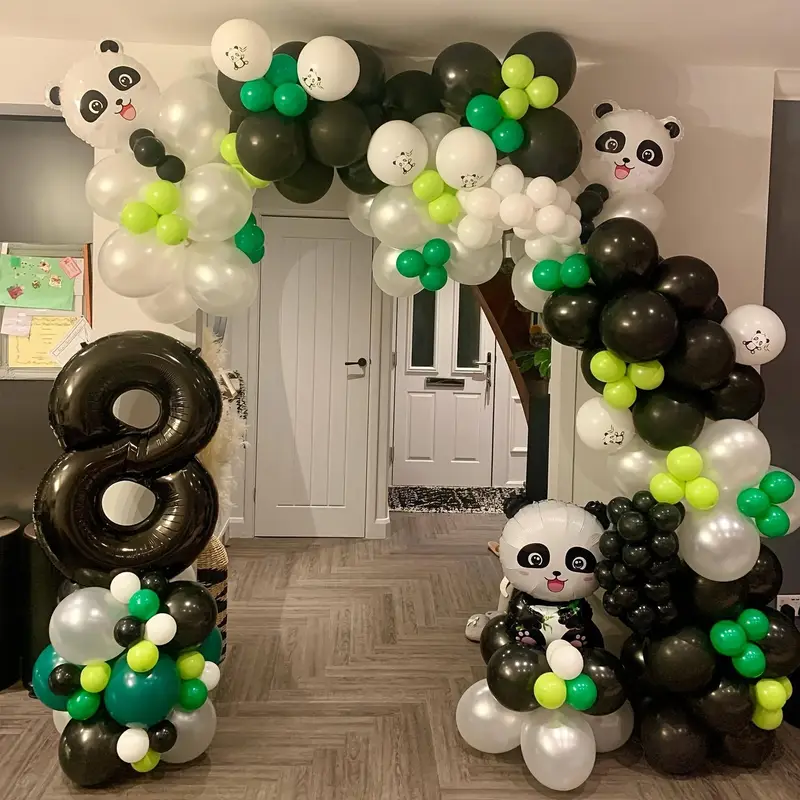 Panda Face Foil Balloon – 45.72cm | Cute Animal-Themed Party Decoration 🐼🎈